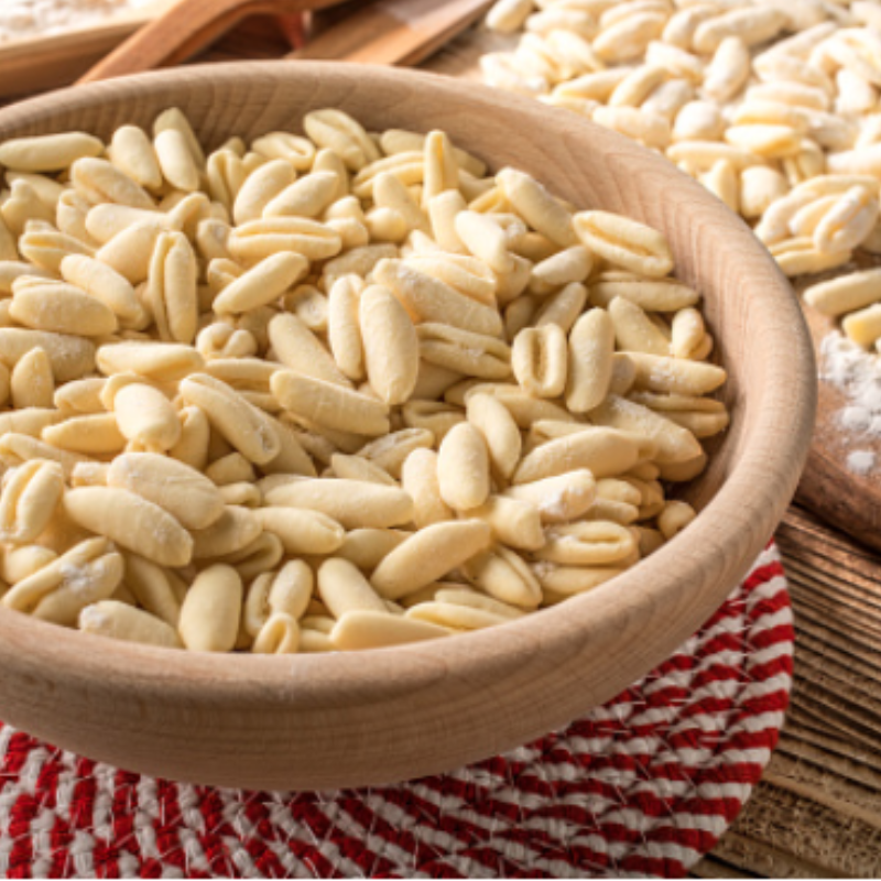 Clase de pasta cavatelli enrollada a mano