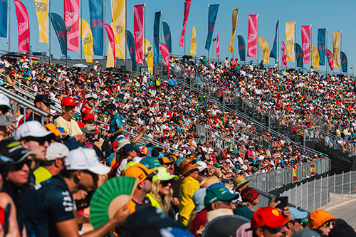 Grandstands and screens at MADRING