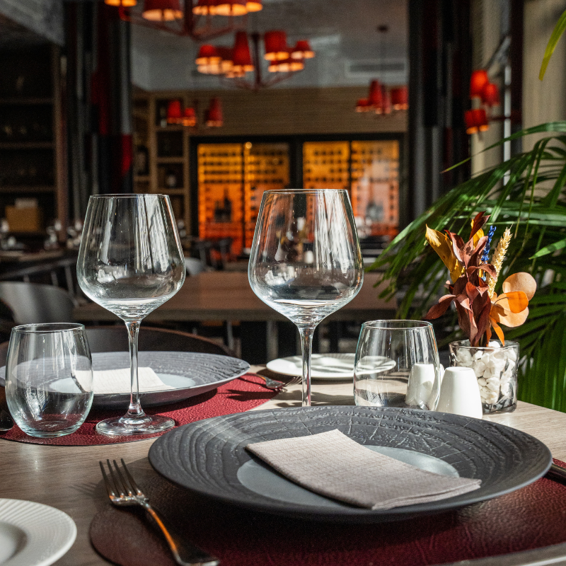 Menú Degustación 5 Senses con vistas a la Gran Vía de Madrid en Hyatt Centric Hotel 5*