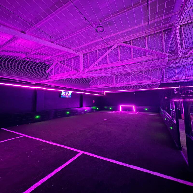 ALQUILER DE CAMPO "BUNDESLIGA STADIUM"