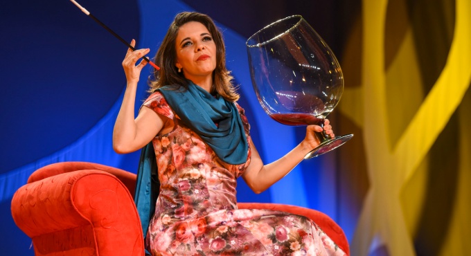 Flávia Reis em NEURÓTICA