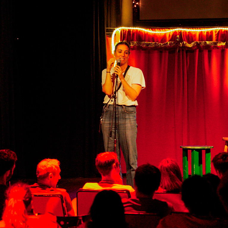 Tinta Roja Comedy Club