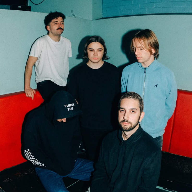 HUMOUR en Maus Habitos, Porto 2026