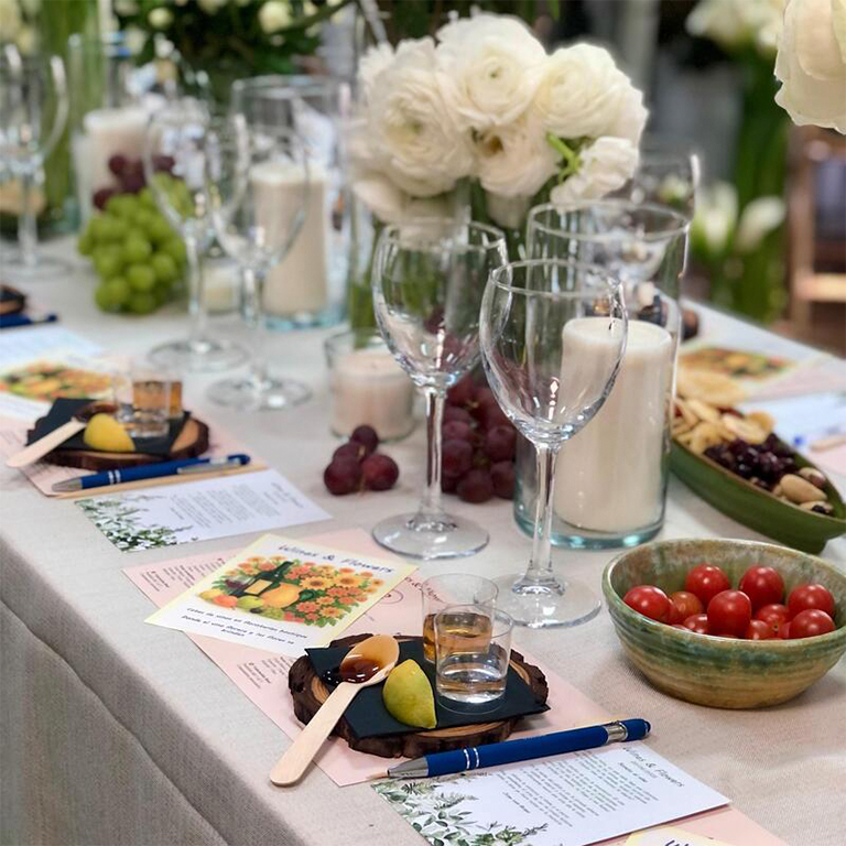 Cata de vino en floristería: Amborella Floristería