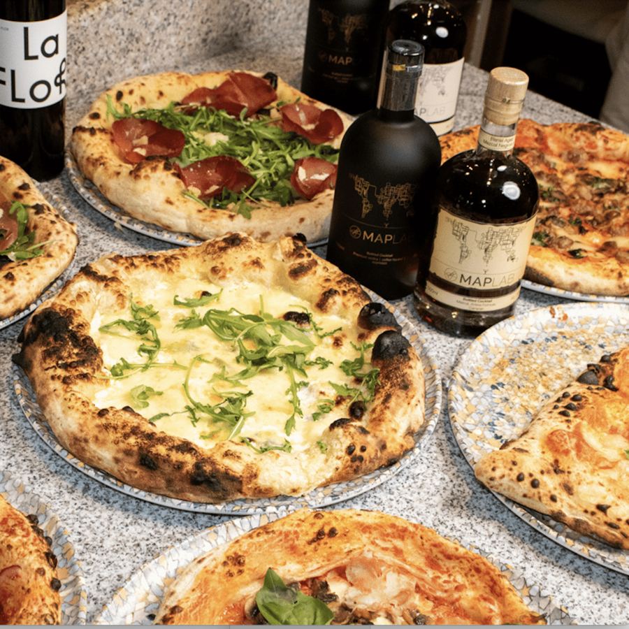 Pizza, Pasta & Wine at Pizza Pārā