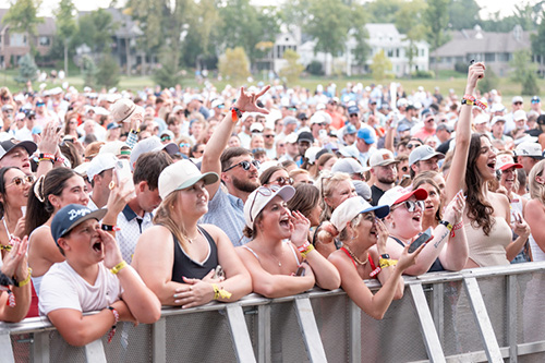 Live Music After the Final Putt