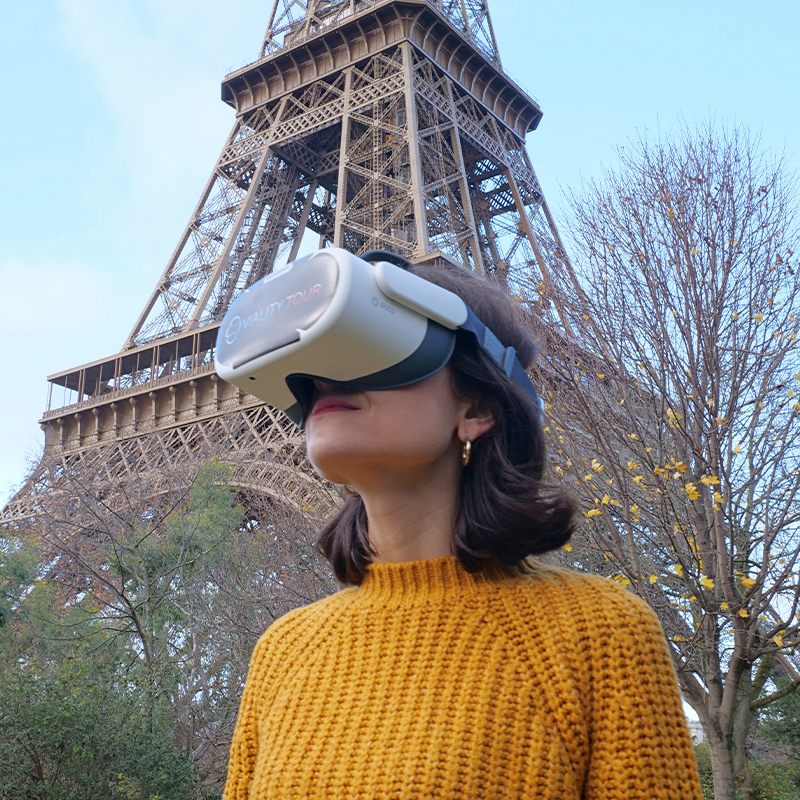 Viality Tour : Visite guidée en réalité virtuelle à la Tour Eiffel