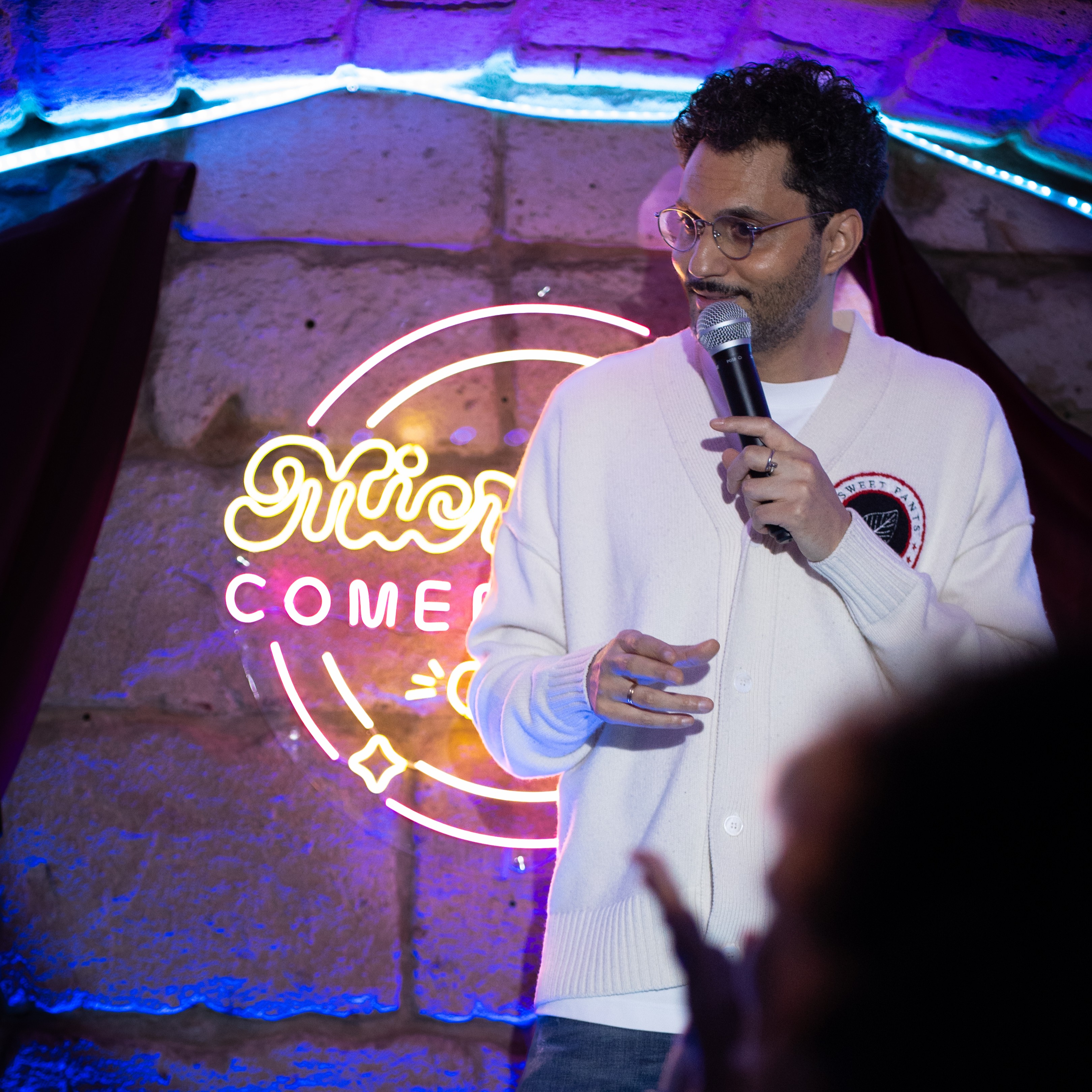 Micro folded comedy club