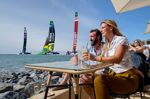 Waterfront Premium Lounge