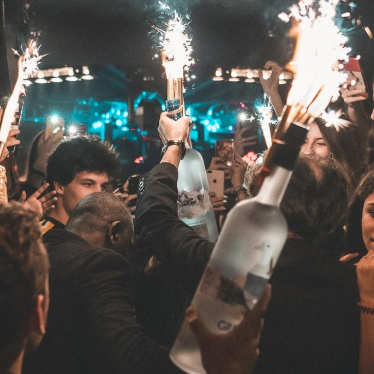 La mayor fiesta VIP de Nochevieja en Francia