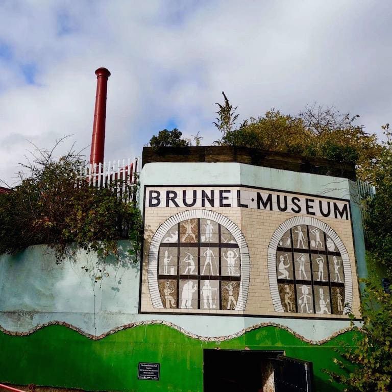 Gamified Walk in London’s South East: A Riverside History