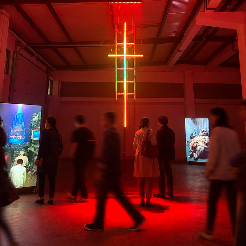 CODE ECSTASY - Exposição IA