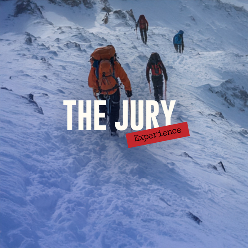 The Jury Experience: 4 Wanderer. 1 Entscheidung. 3 Tote.