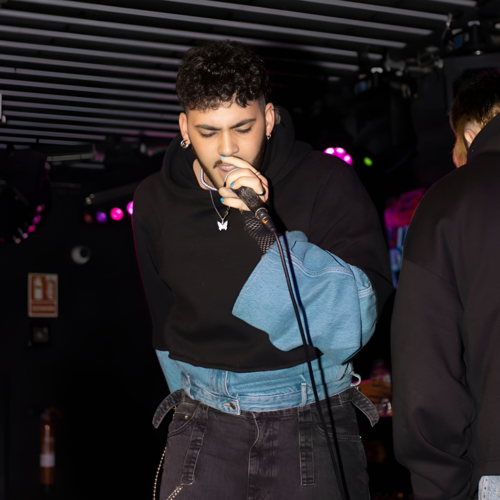 Adán Fiore & Vibess en Sala Badulaque