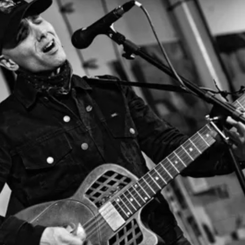 Mike Borgia - Live Concert