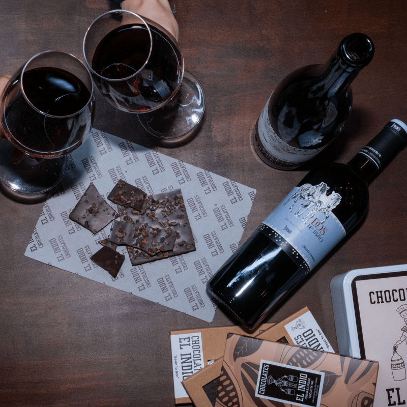 Arte y Sabor: Vino, Bombones Artesanos y recorrido por galería de arte