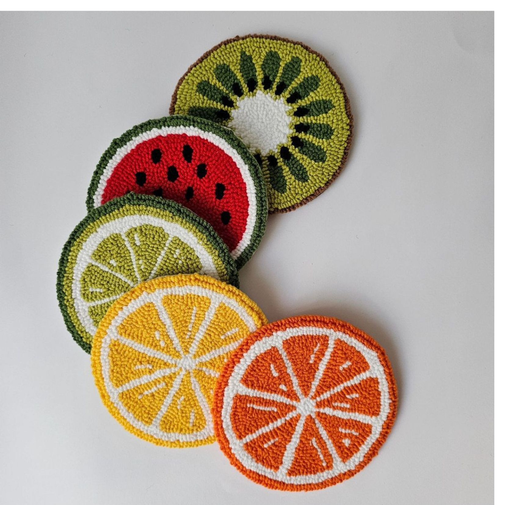 Taller de bordado con aguja mágica, experiencia puntual.