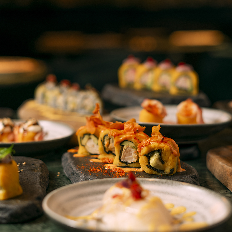 Menú ejecutivo largo en Issei