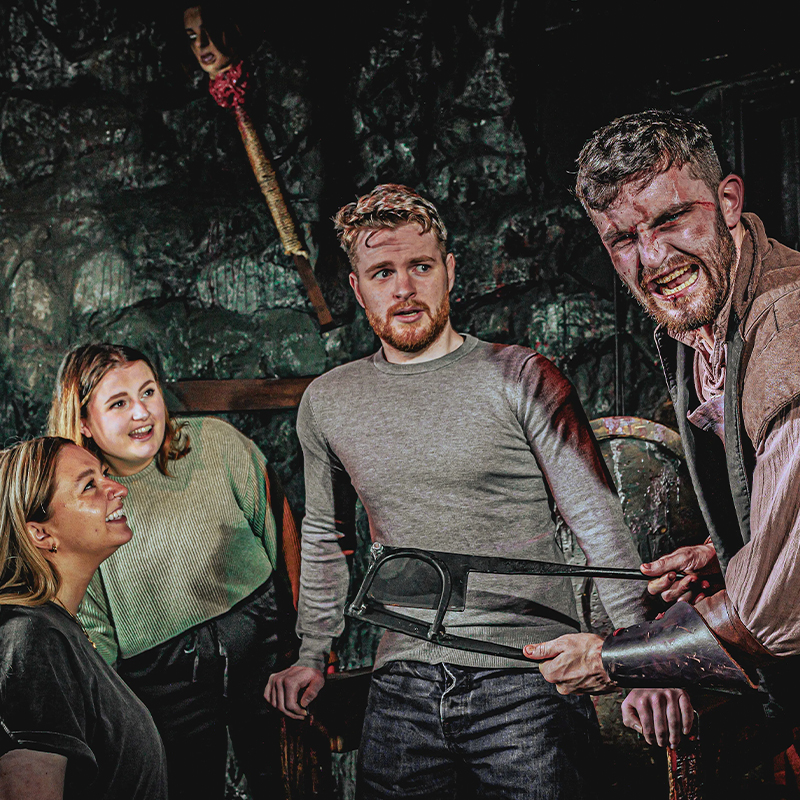 London Dungeon: Scare & Share