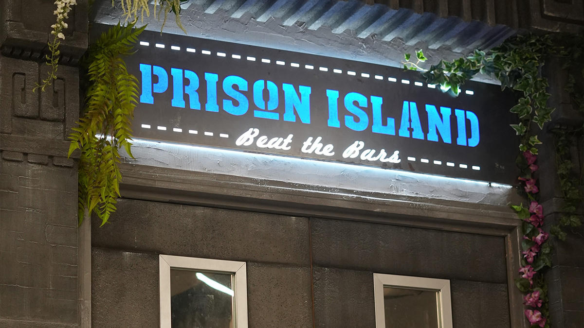 Cube Master (1h) + Prison Island (1h)